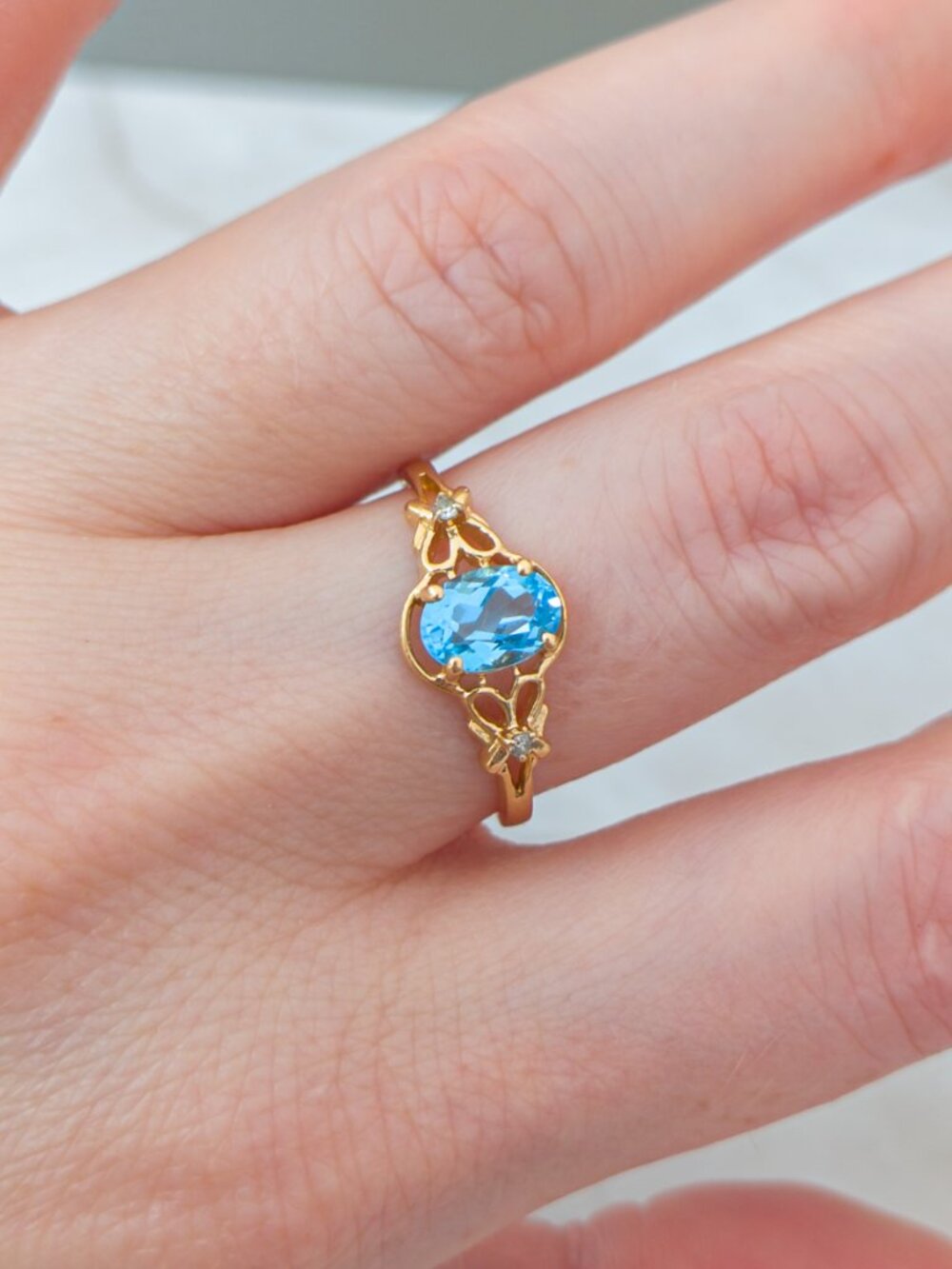 14k Gold Oval Blue Topaz Ring with Diamond Accents - Picture 3 of 16